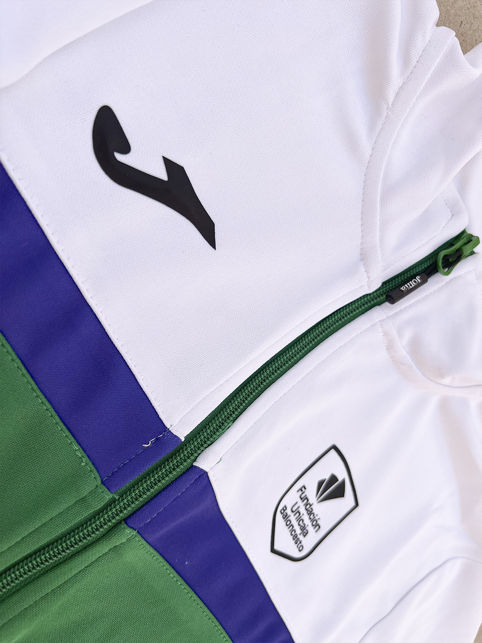 Chaqueta chándal verde