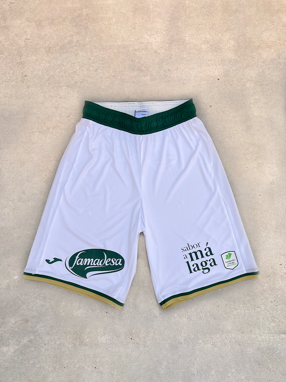 Pantalón blanco juego temp 2526