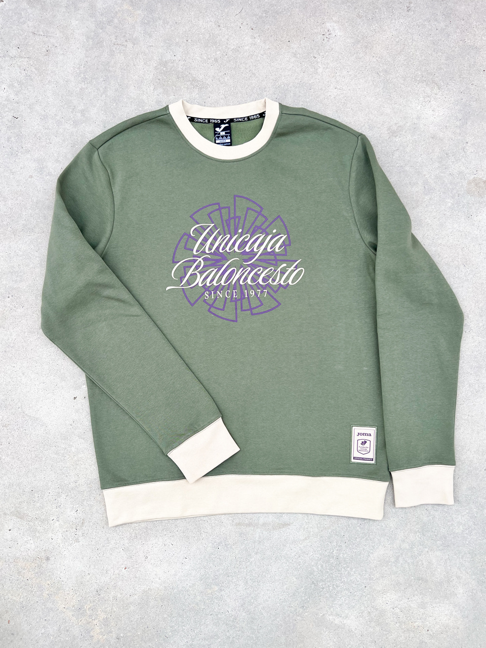 Sudadera retro cuello redondo
