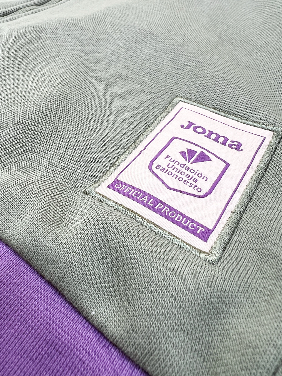 Sudadera retro cremallera