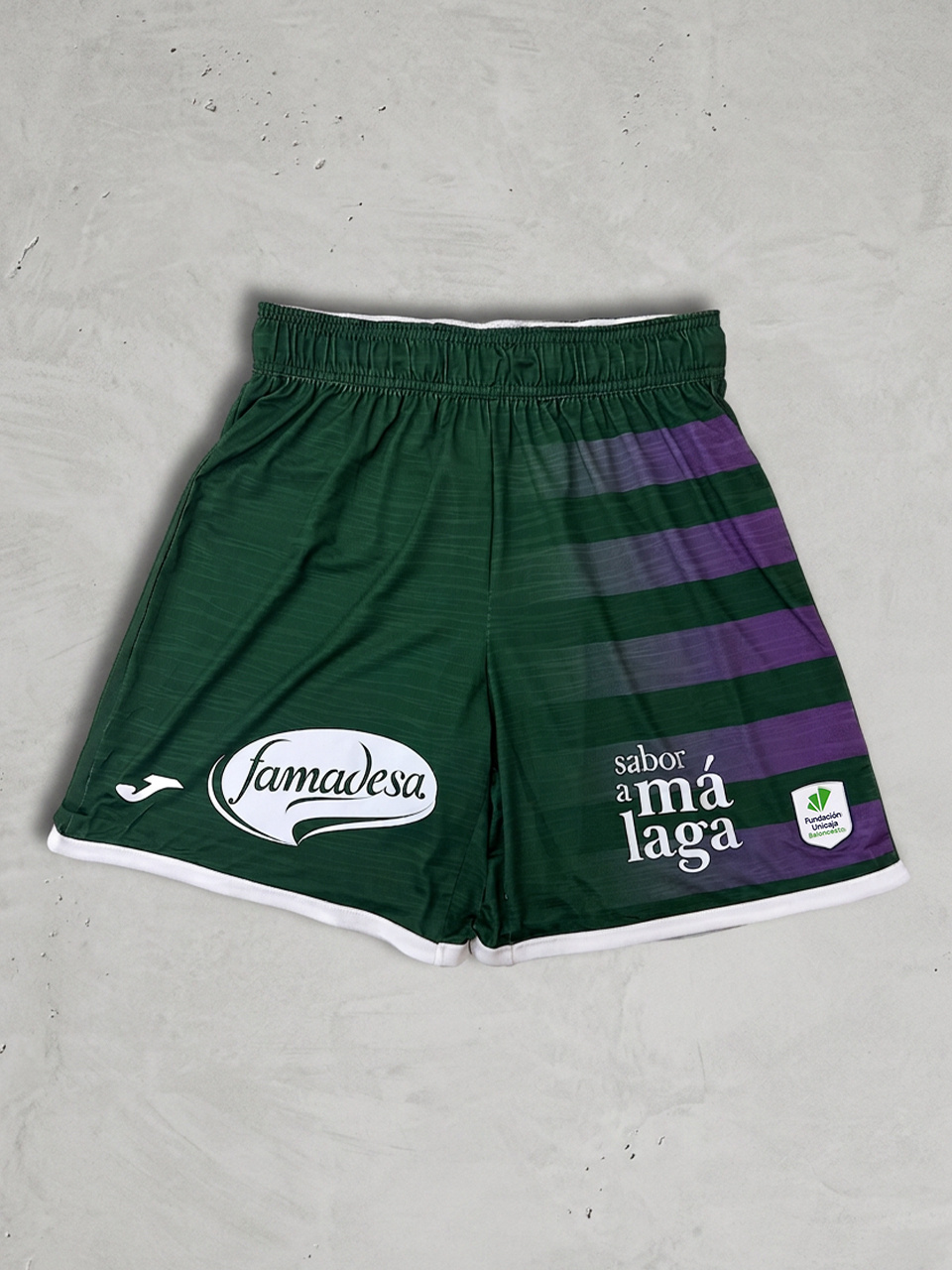 Pantalón verde juego 26/27